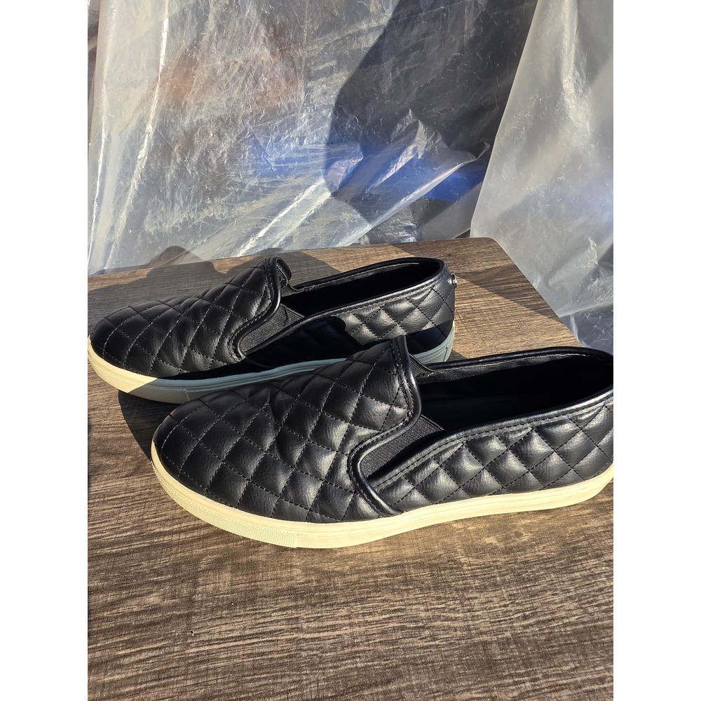 1185 Steve Madden Ecentrcq Black Quilted Slip On Sneakers Womens 8M ECENTRCQ